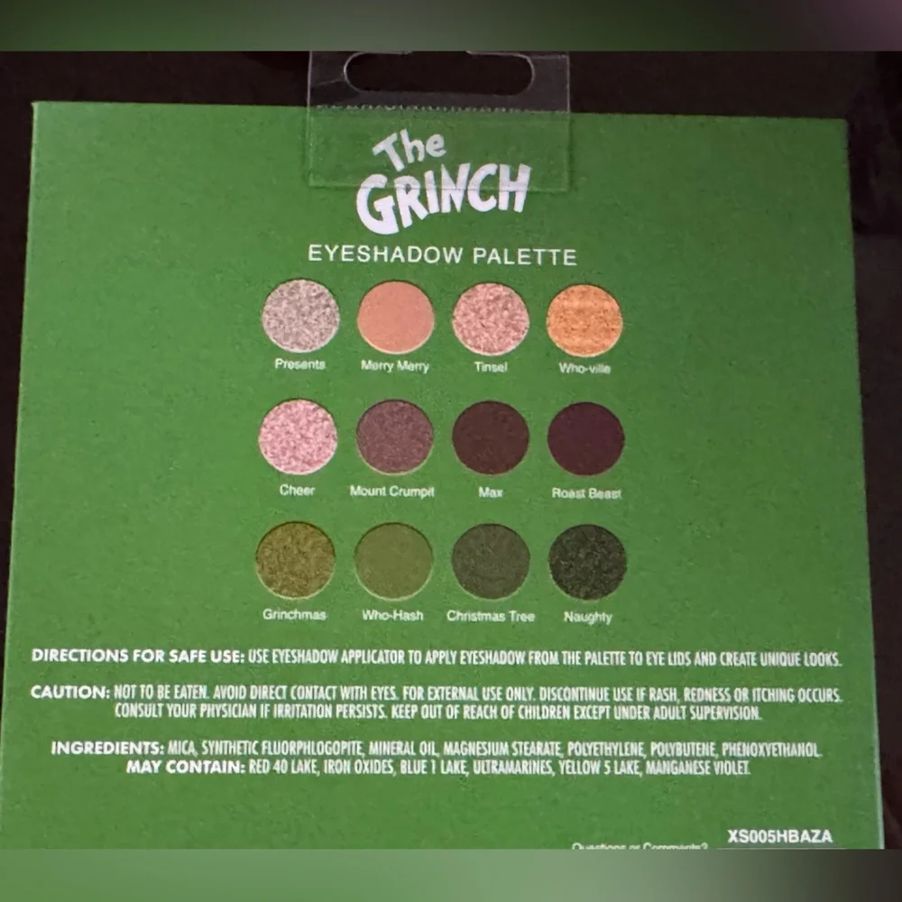 The Grinch Eyeshadow Pallet -‎ New